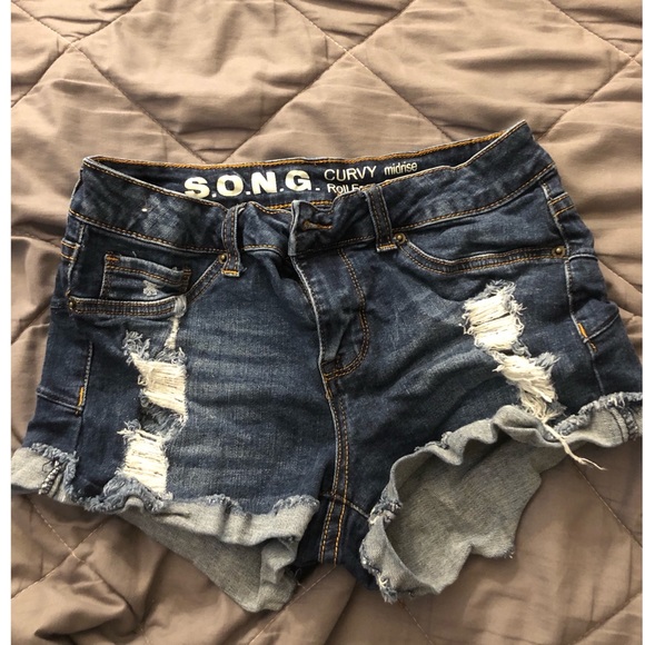 Jean shorts size small - Picture 1 of 3
